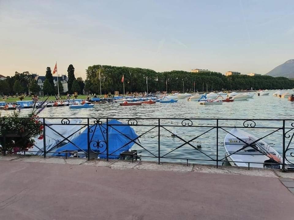 Hyper Centre Annecy Et Bord Du Lac Экстерьер фото